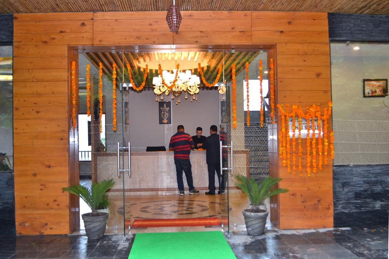 Cloudchat Dharamshala Buitenkant foto